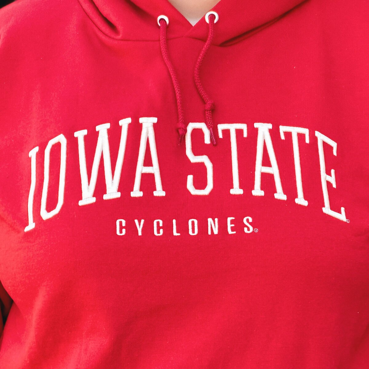 Champion Iowa State Cyclones Cardinal Powerblend Hooded Sweatshirt design close up